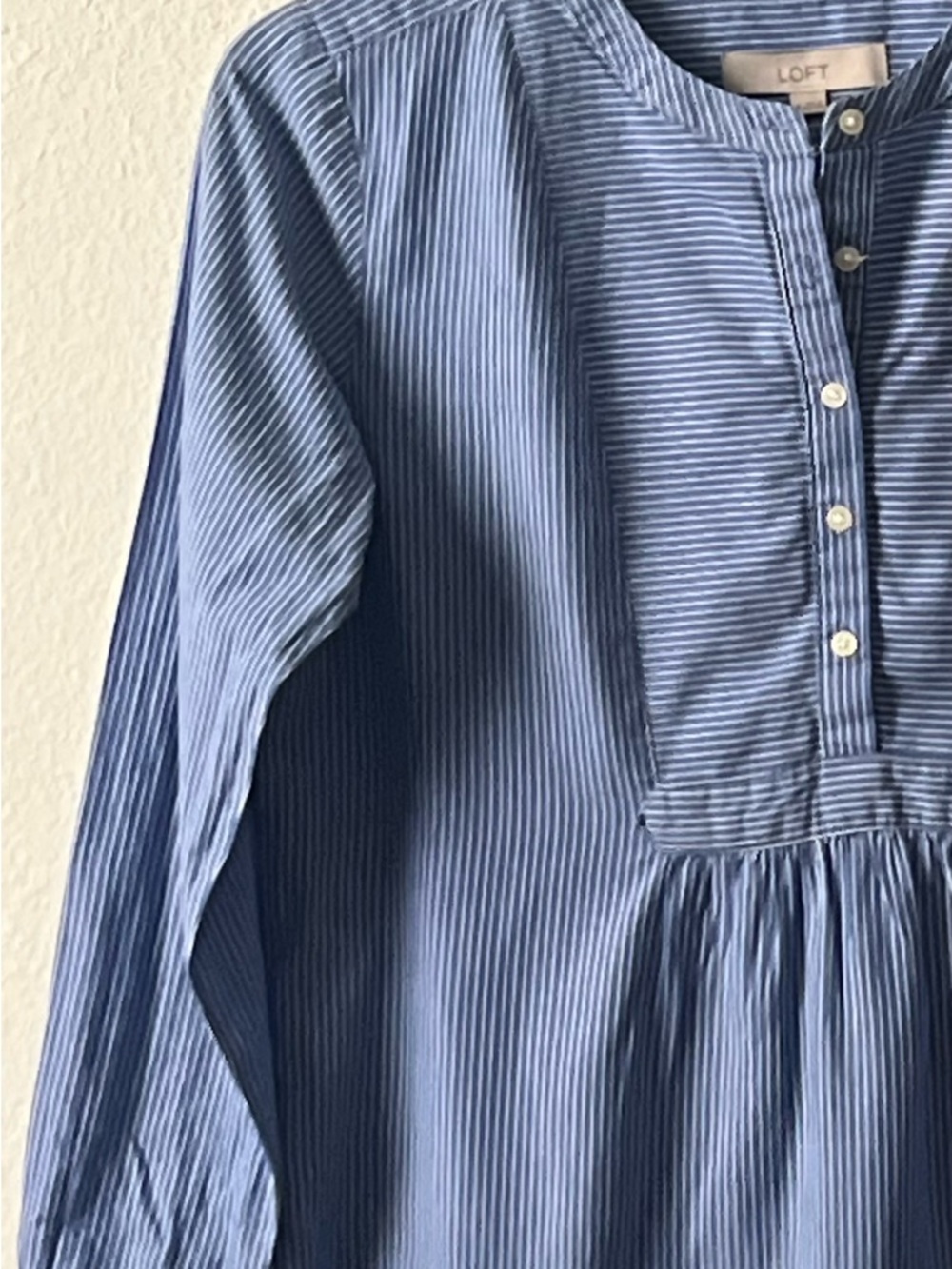 LOFT Cute Blue Lightweight White Striped Henley Blouse, Size S - Picture 6 of 11